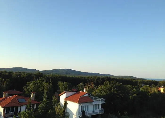 Πανσιόν Zapovedni Rai 4*