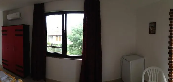 Zapovedni Rai Πανσιόν Πριμόρσκο