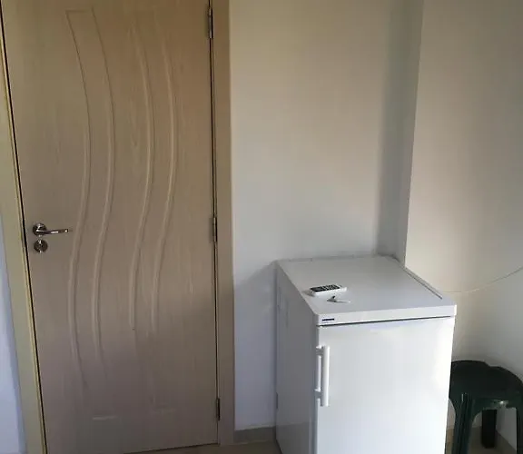 Zapovedni Rai Πανσιόν 4*