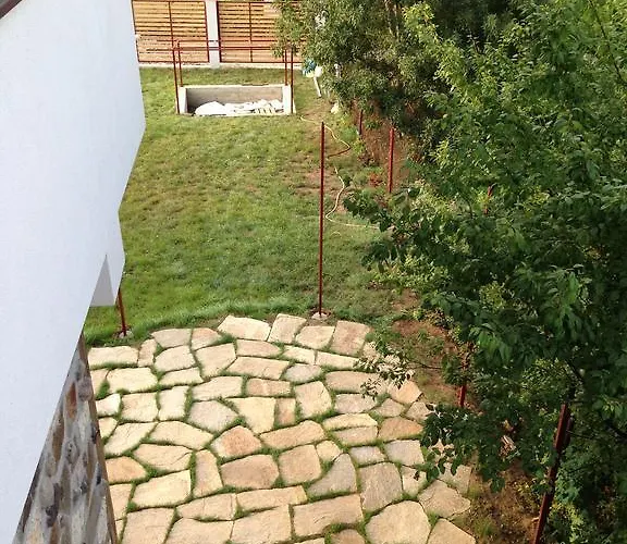 Zapovedni Rai Πανσιόν 4*