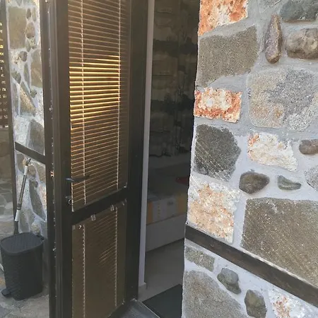 Zapovedni Rai ゲストハウス